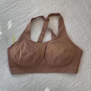 NWT All in Motion Seamless Nude Sports Bra with Adjustable Straps Size 42D